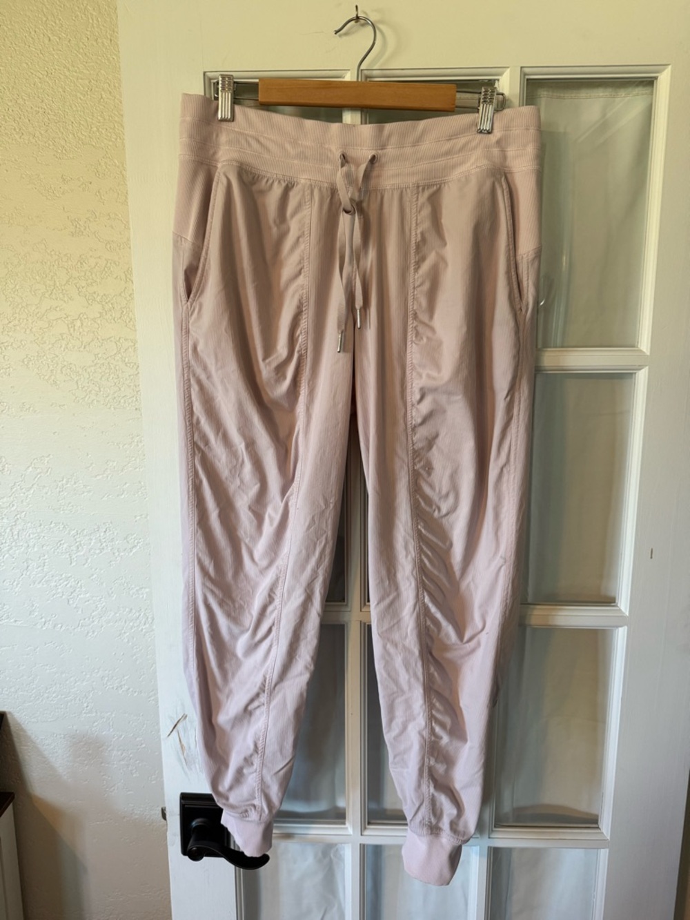 lululemon dance studio jogger Pale Pink